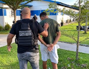 Polícia prende suspeito de assalto a família cigana durante festa junina em Eunápolis